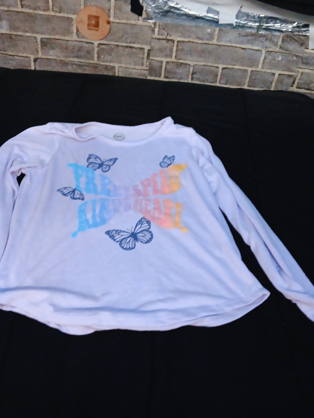 wonder nation White Long-Sleeve Tee with Blue and Yellow Ombre Graphic